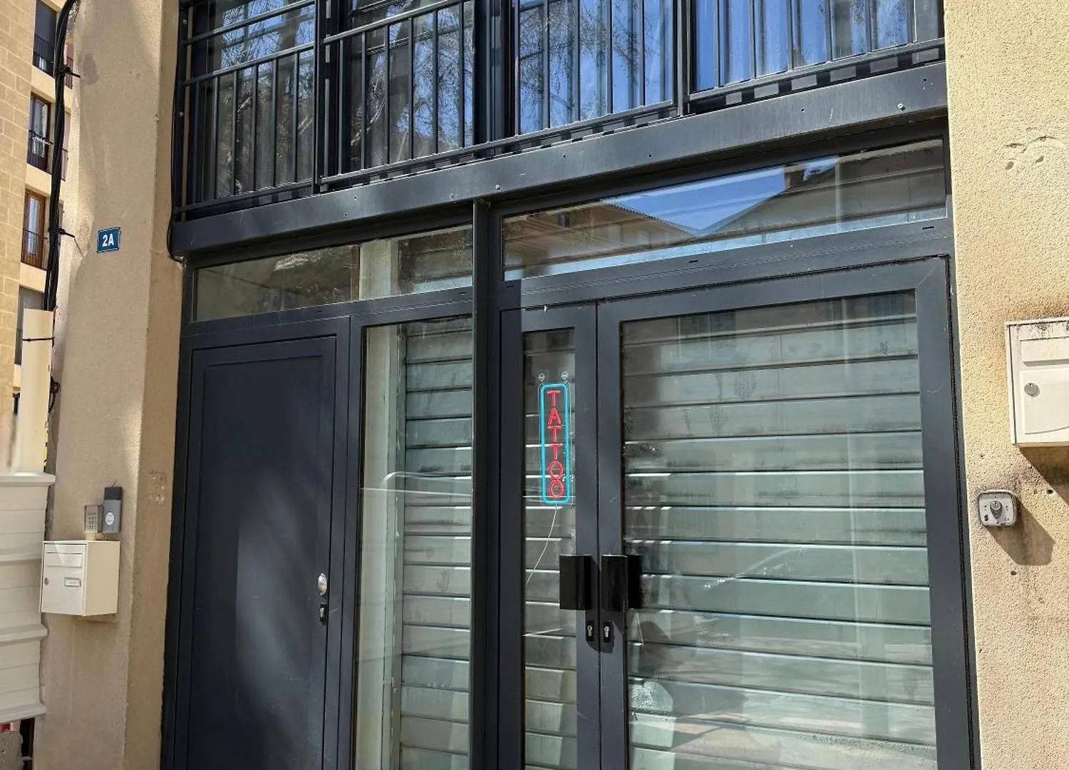 אקס-אן-פרובאנס L'Olivier - Joli Duplex Au Coeur Du Centre Ville A 2 Pas De La Rotonde Mirabeau Et Des Allees Provencales דירה